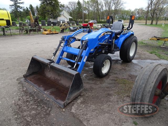  New Holland T2220